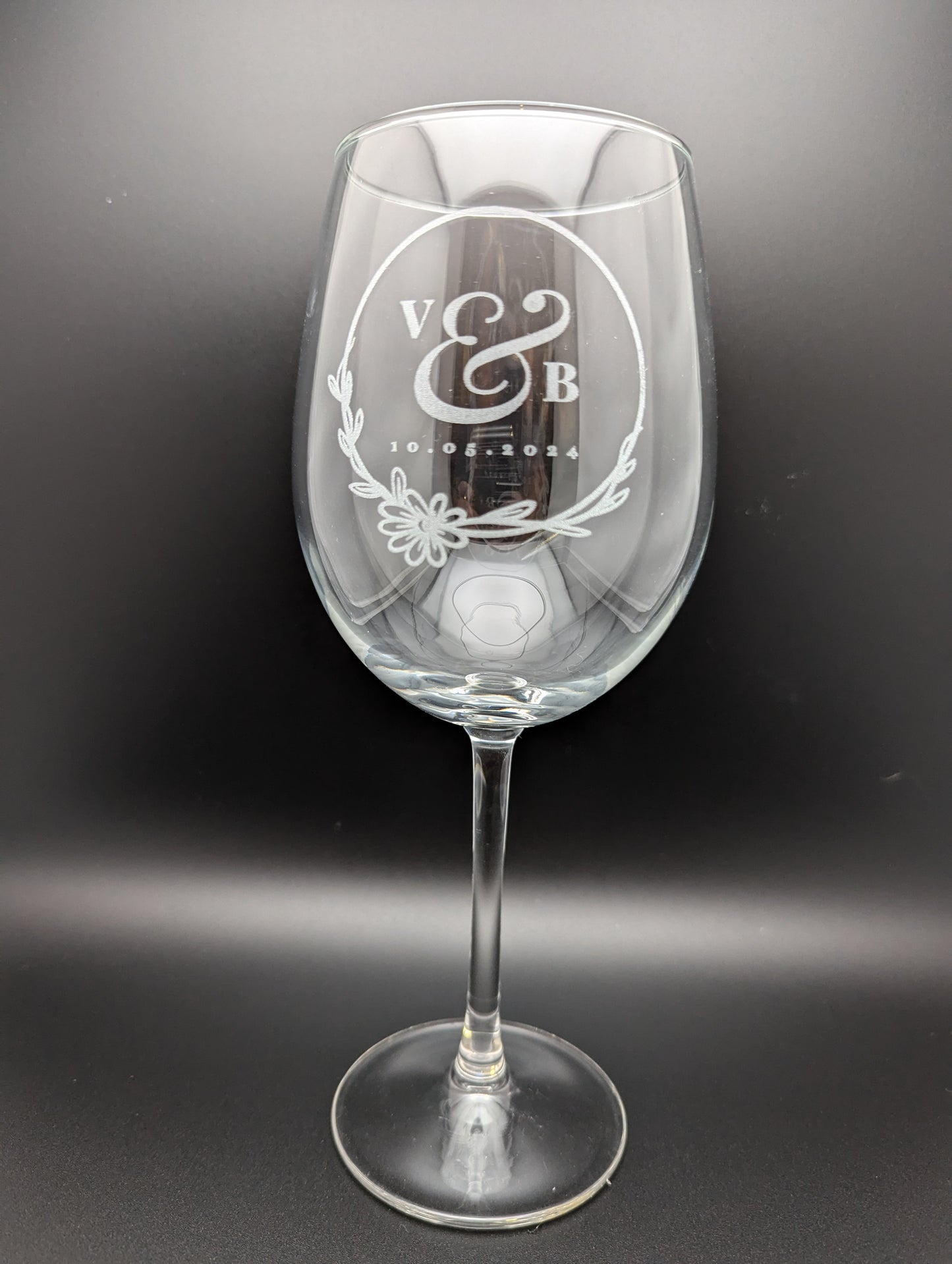 19 oz Polar Camel wine glass